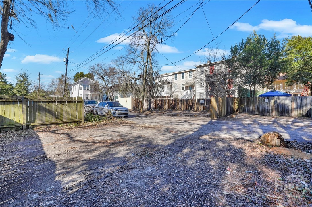 218 W Anderson Street Lower Property Photo 43