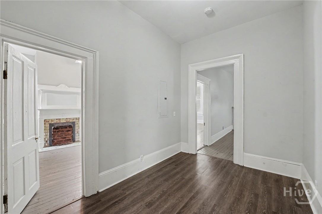 308 E Waldburg Street Property Photo 17