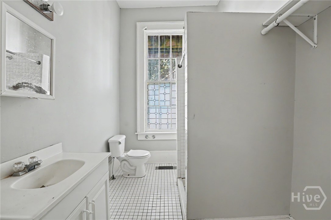 308 E Waldburg Street Property Photo 34