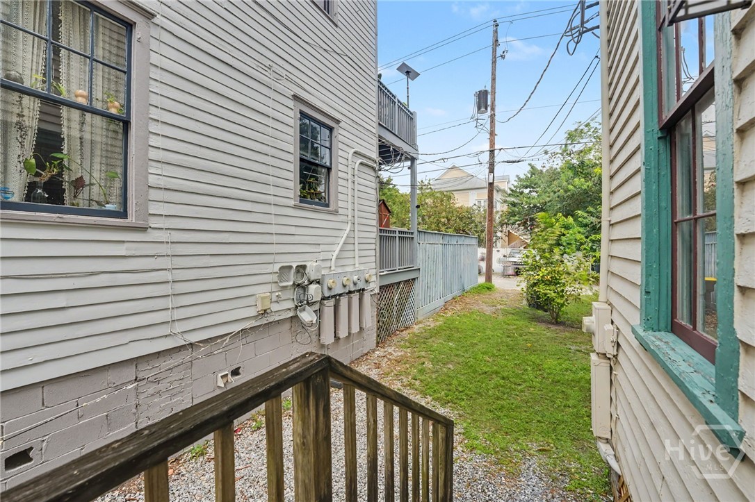 308 E Waldburg Street Property Photo 36