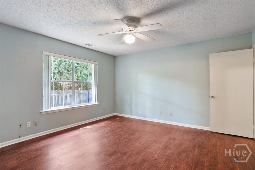 109 Bobstay Court Property Photo 12