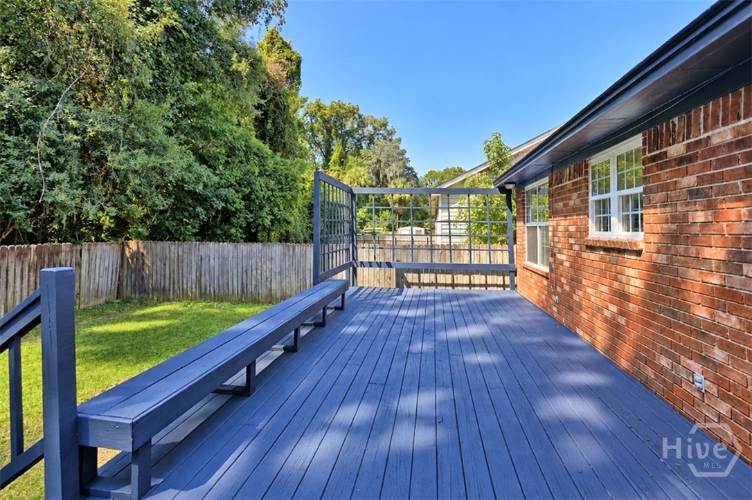 109 Bobstay Court Property Photo 27