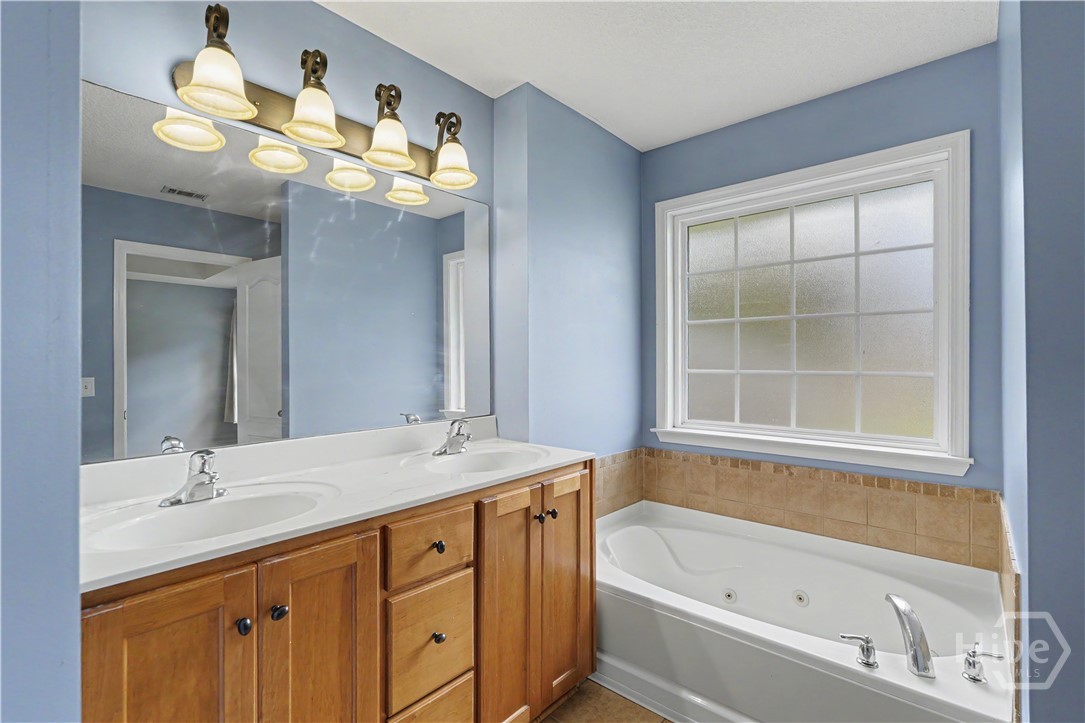 320 Carson Street Ne Property Photo 24