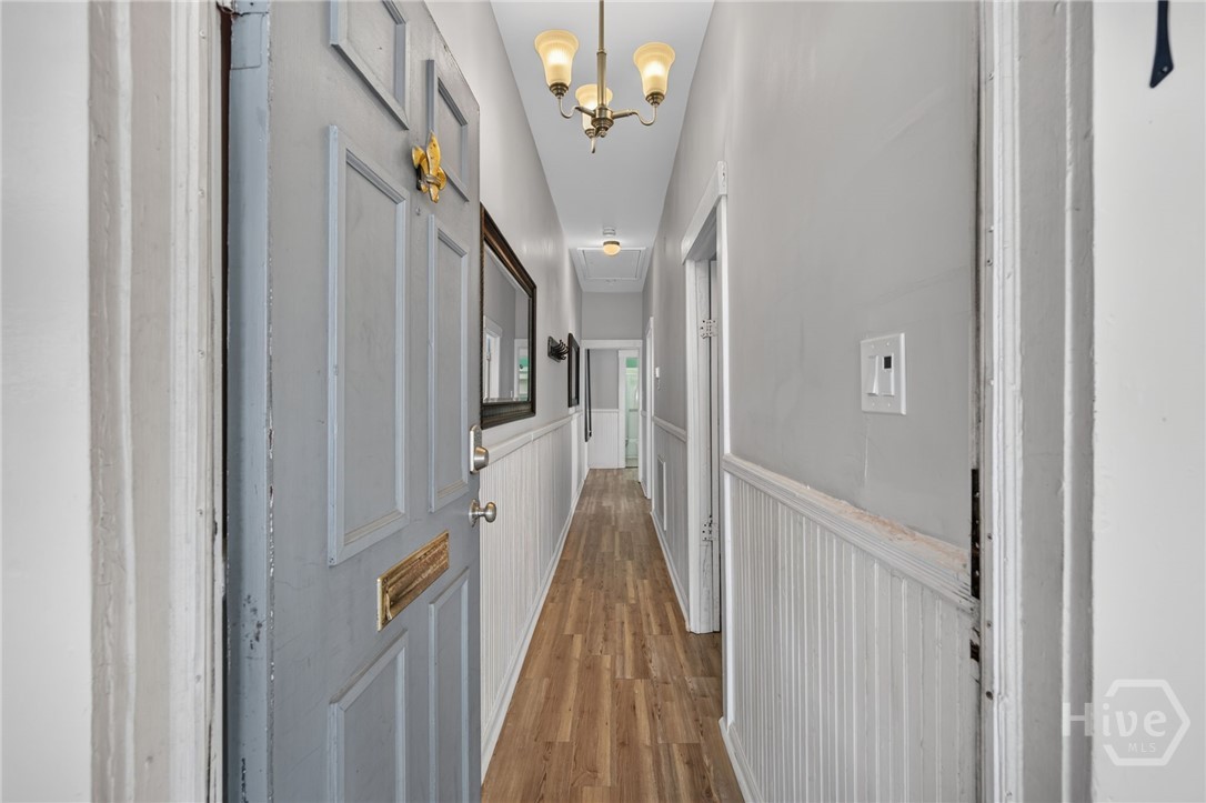 333 E Broad Street Property Photo 4