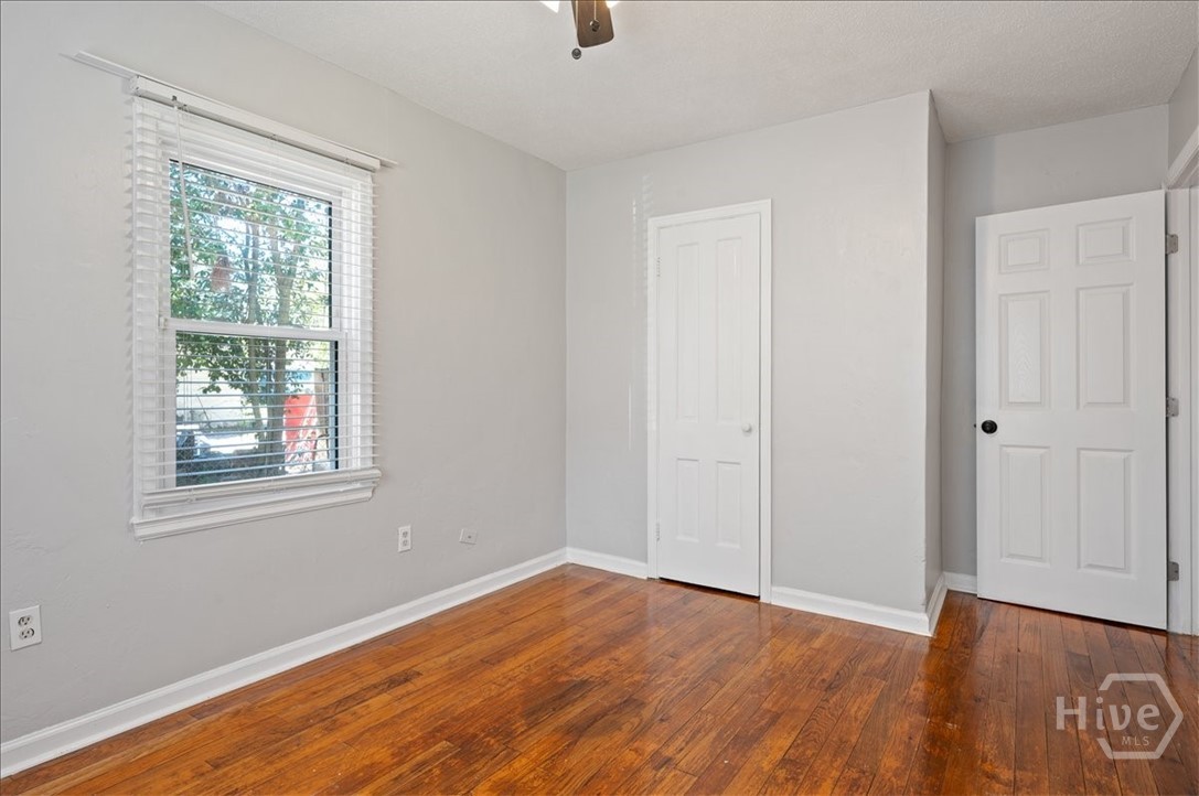 1702 E 41st Street Property Photo 17