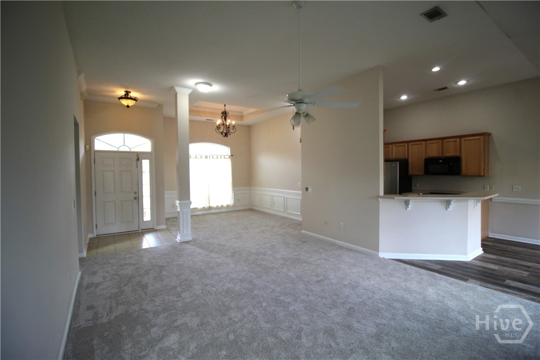 806 Granite Lane Property Photo 2