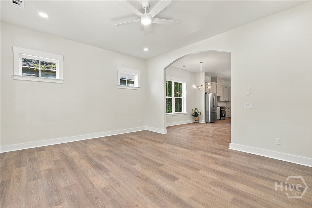 712 E 34th Street Property Photo 4