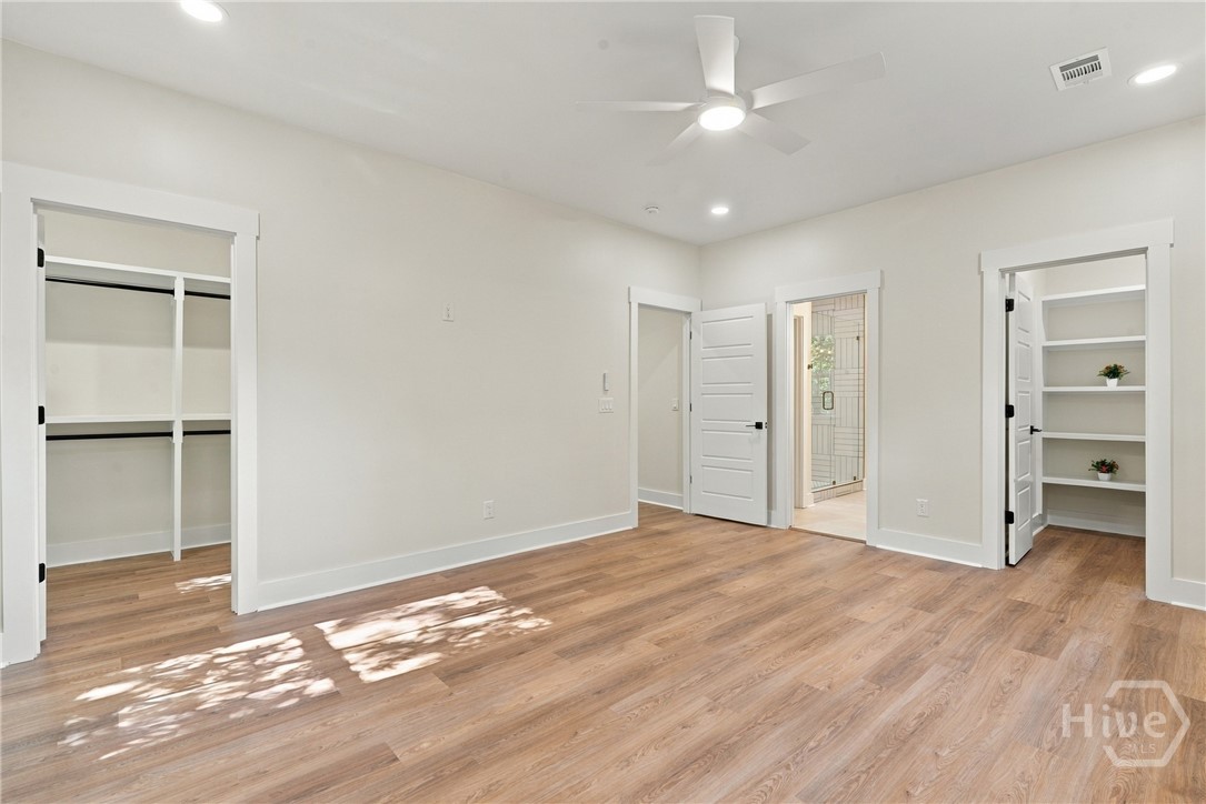 712 E 34th Street Property Photo 12