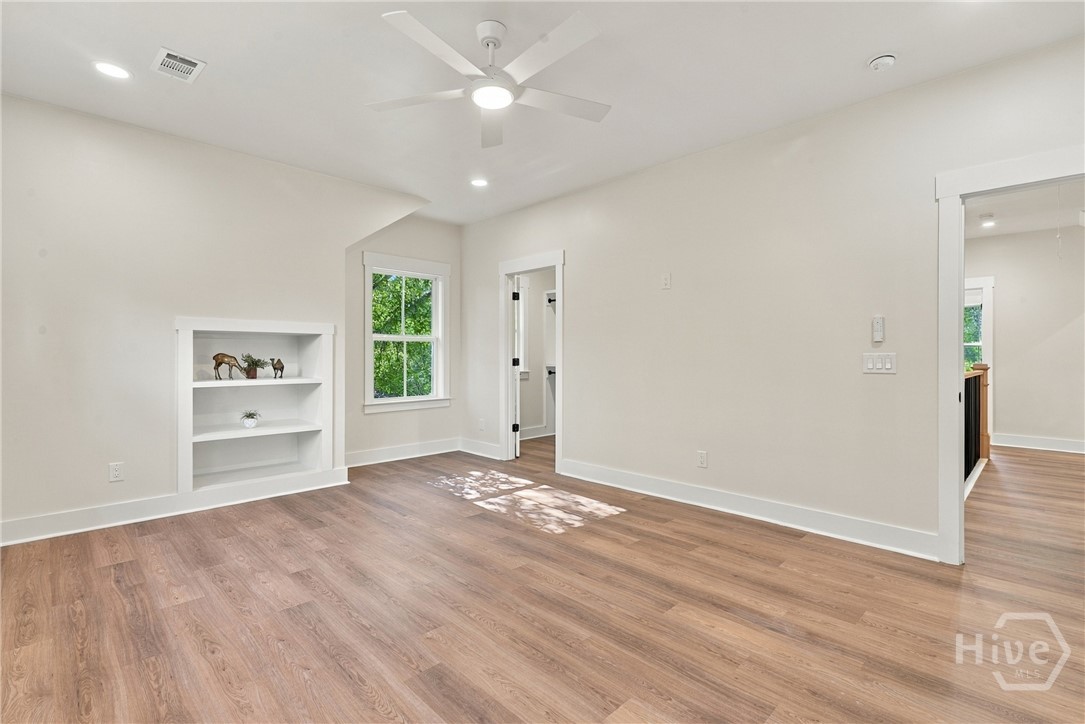 712 E 34th Street Property Photo 13