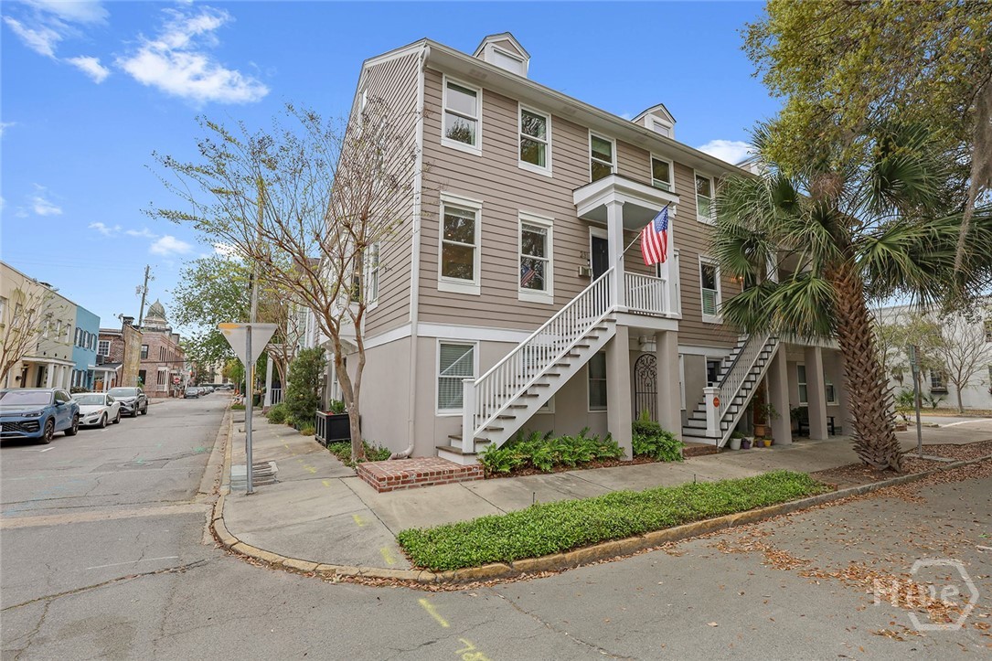 231 Houston Street Property Photo 1