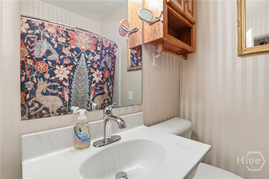 1333 E 52nd Street Property Photo 34