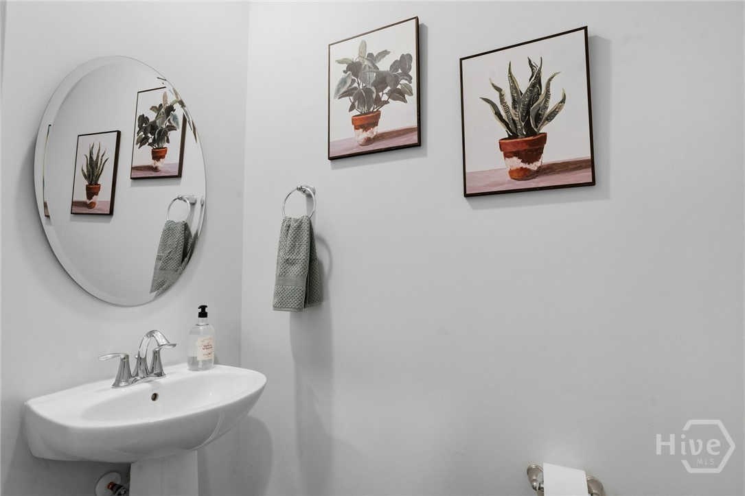 236 Lillian Street Property Photo 18