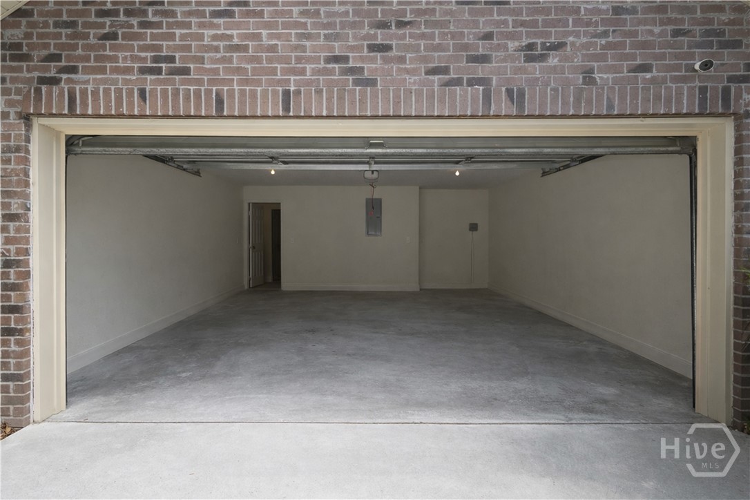 105 Heritage Way Property Photo 2