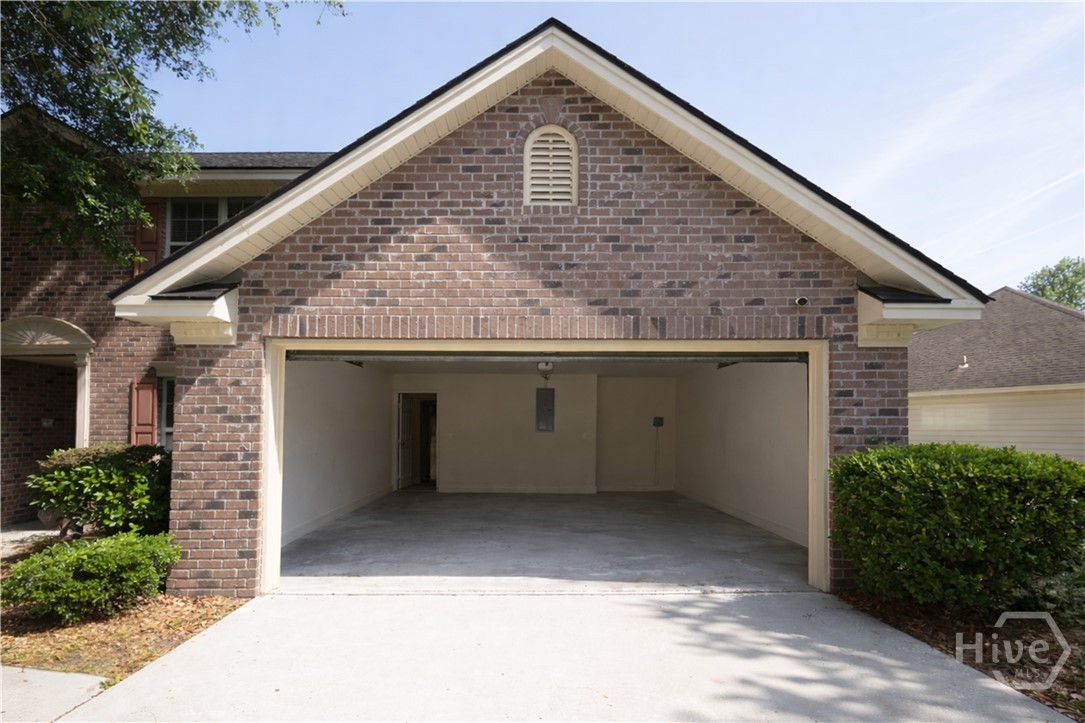105 Heritage Way Property Photo 3