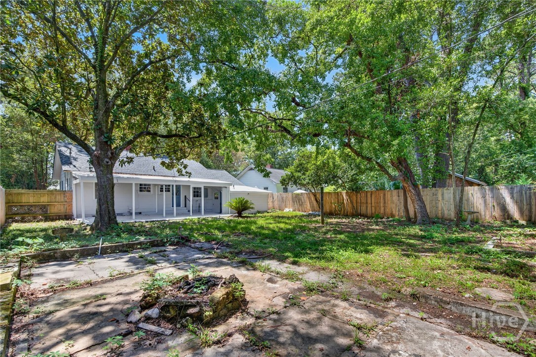 216 E 57th Street Property Photo 6