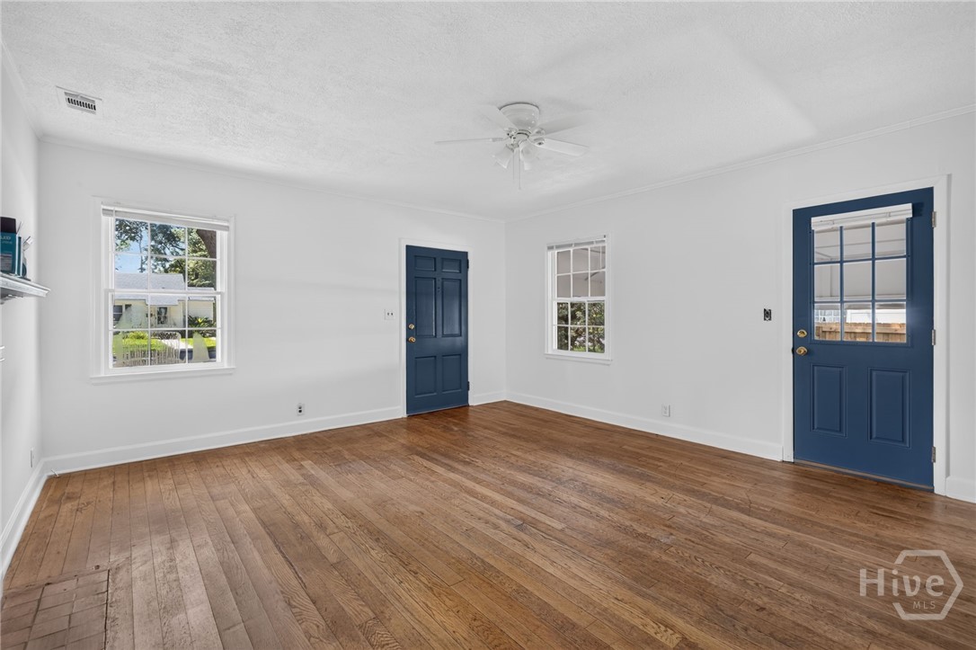 216 E 57th Street Property Photo 12