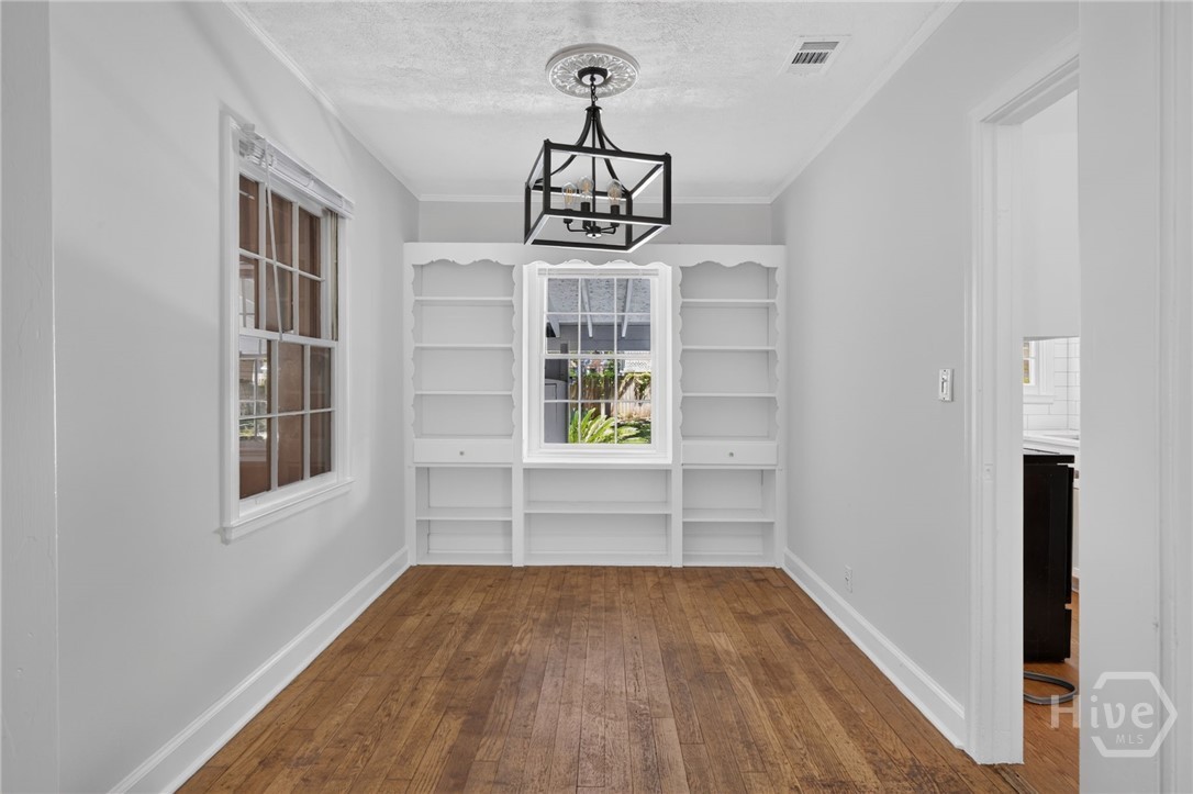 216 E 57th Street Property Photo 16