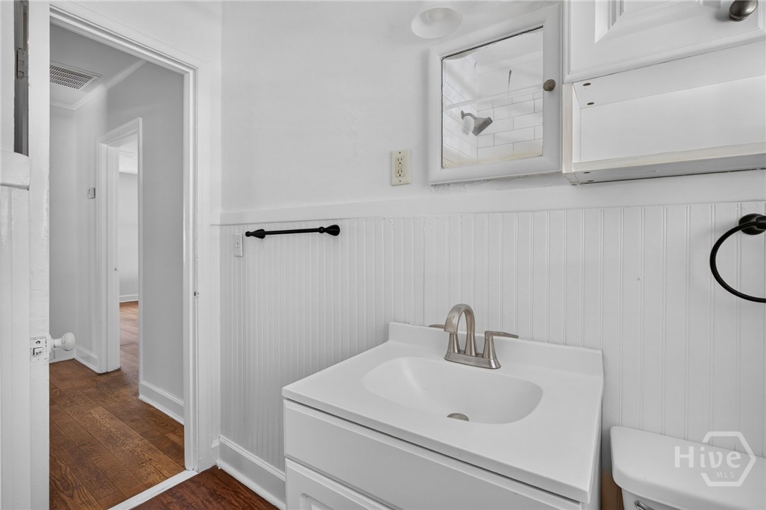 216 E 57th Street Property Photo 25