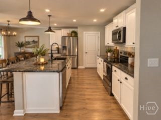 10 Gardenia Drive Property Photo 2