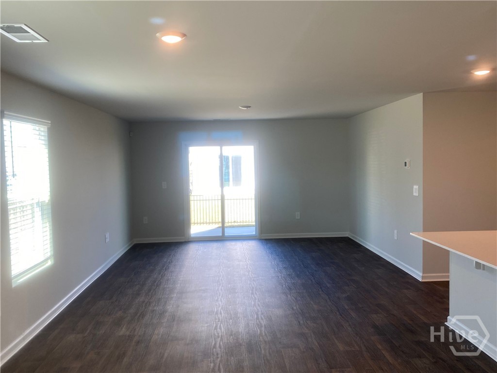 207 Windsong Drive Property Photo 4
