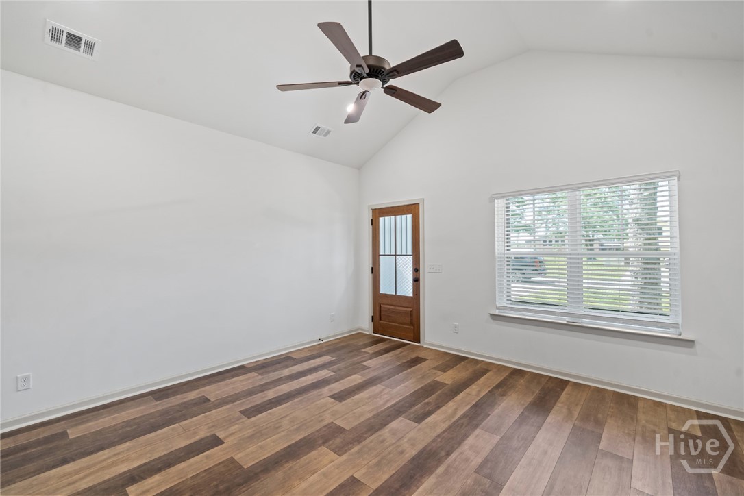 145 Waters Circle Property Photo 11