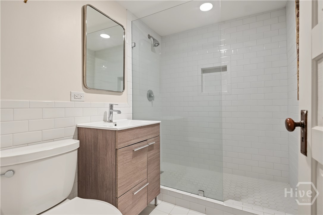 5909 Laroche Avenue Property Photo 39