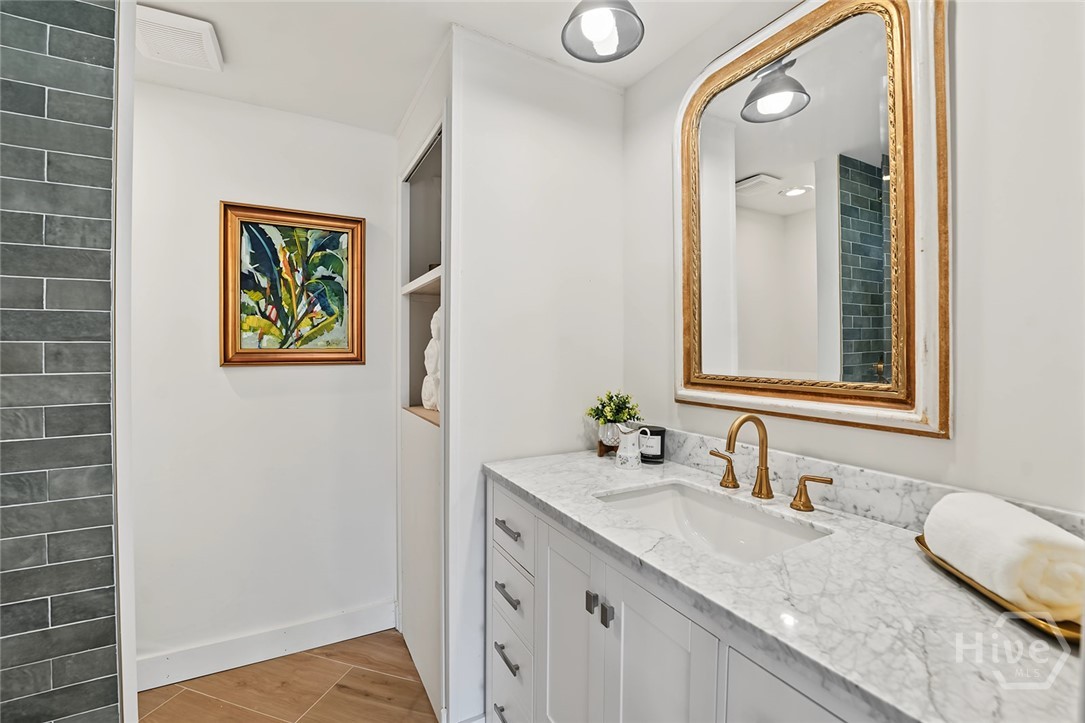 5909 Laroche Avenue Property Photo 46