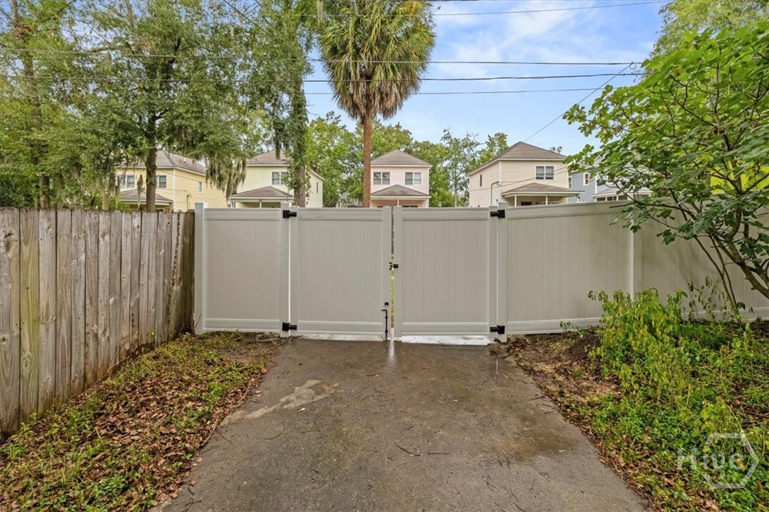 830 E Duffy Street Property Photo 32