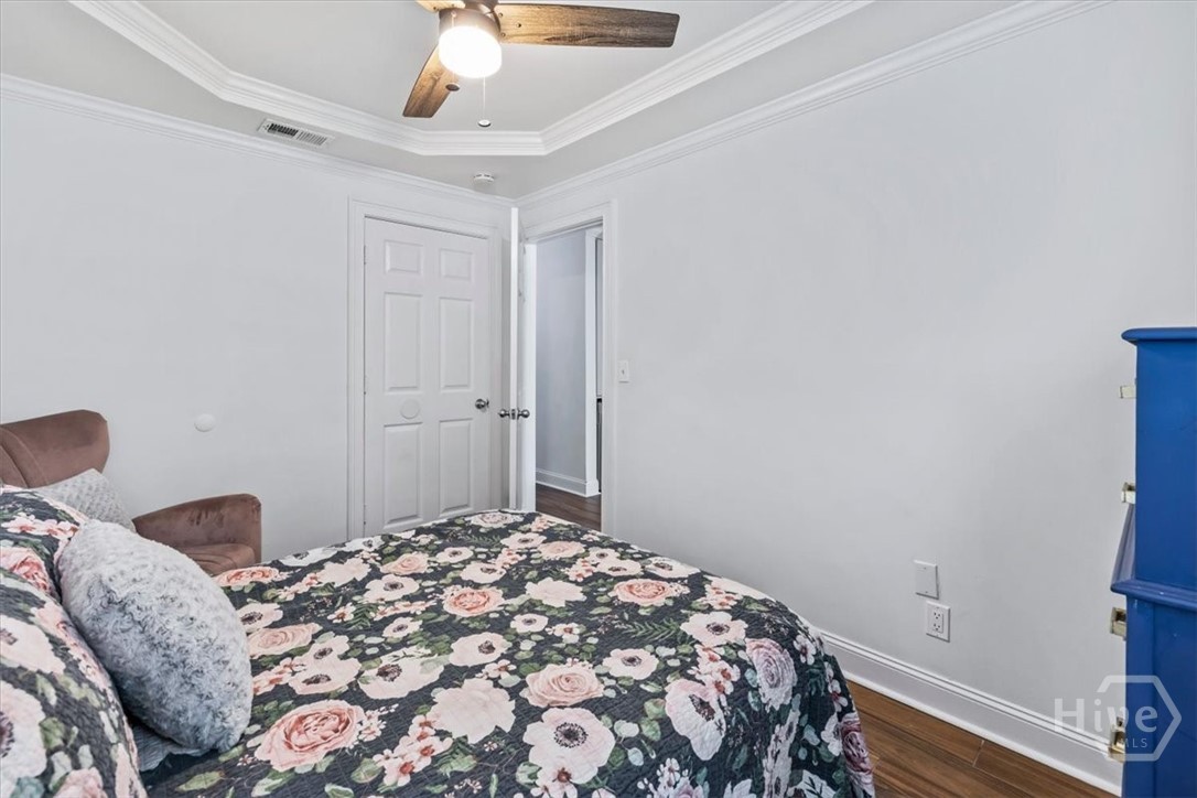 616 E Duffy Street Property Photo 23