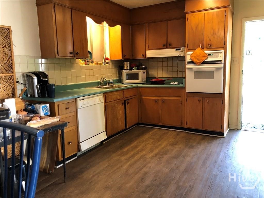 1002 Butler Avenue Property Photo 6