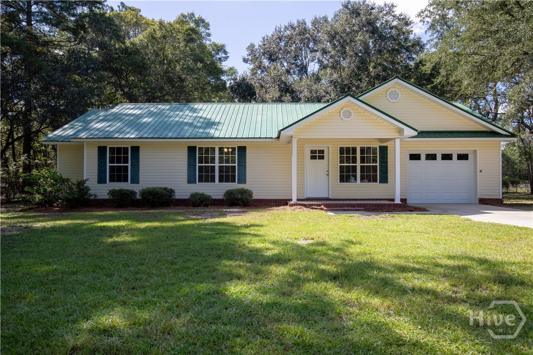 2121 Ne Darwel Long Road Property Photo 1