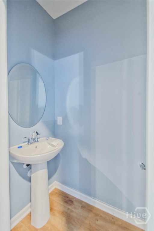 247 Lillian Street Property Photo 9