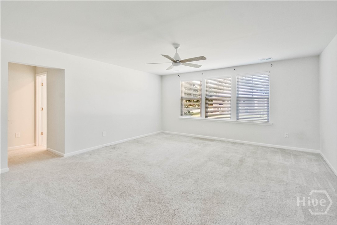 247 Lillian Street Property Photo 33