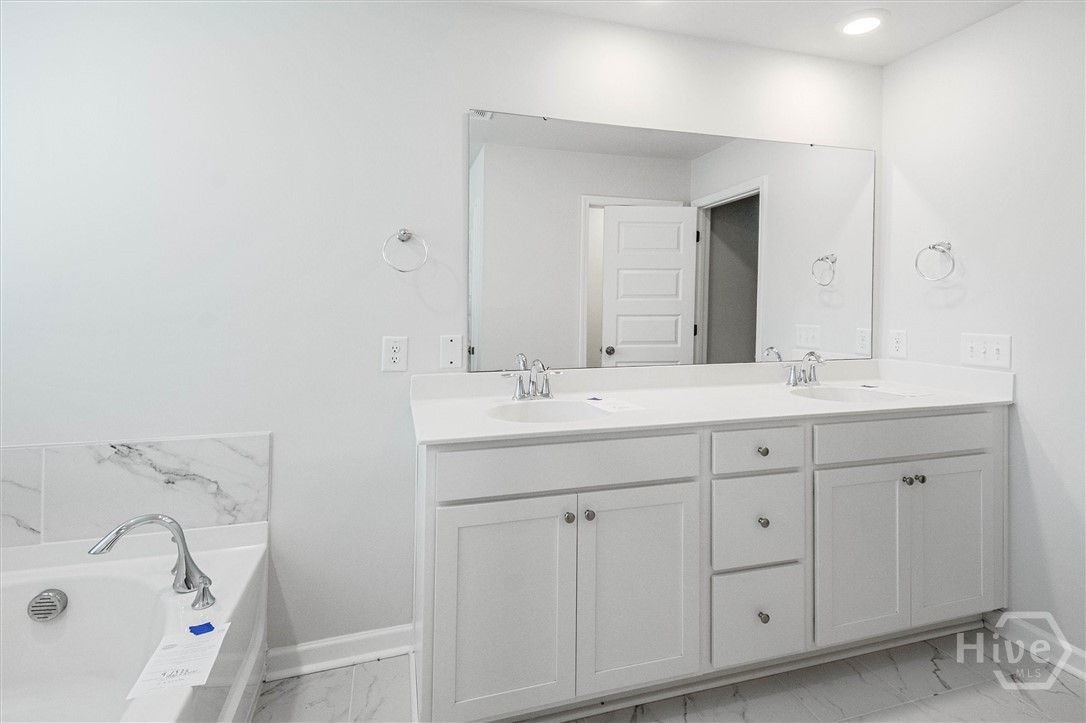 247 Lillian Street Property Photo 39