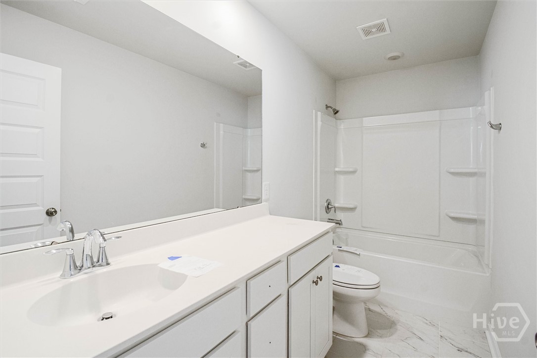 247 Lillian Street Property Photo 46