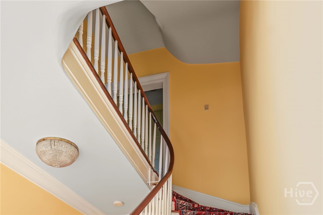 11 W Jones Street Property Photo 23