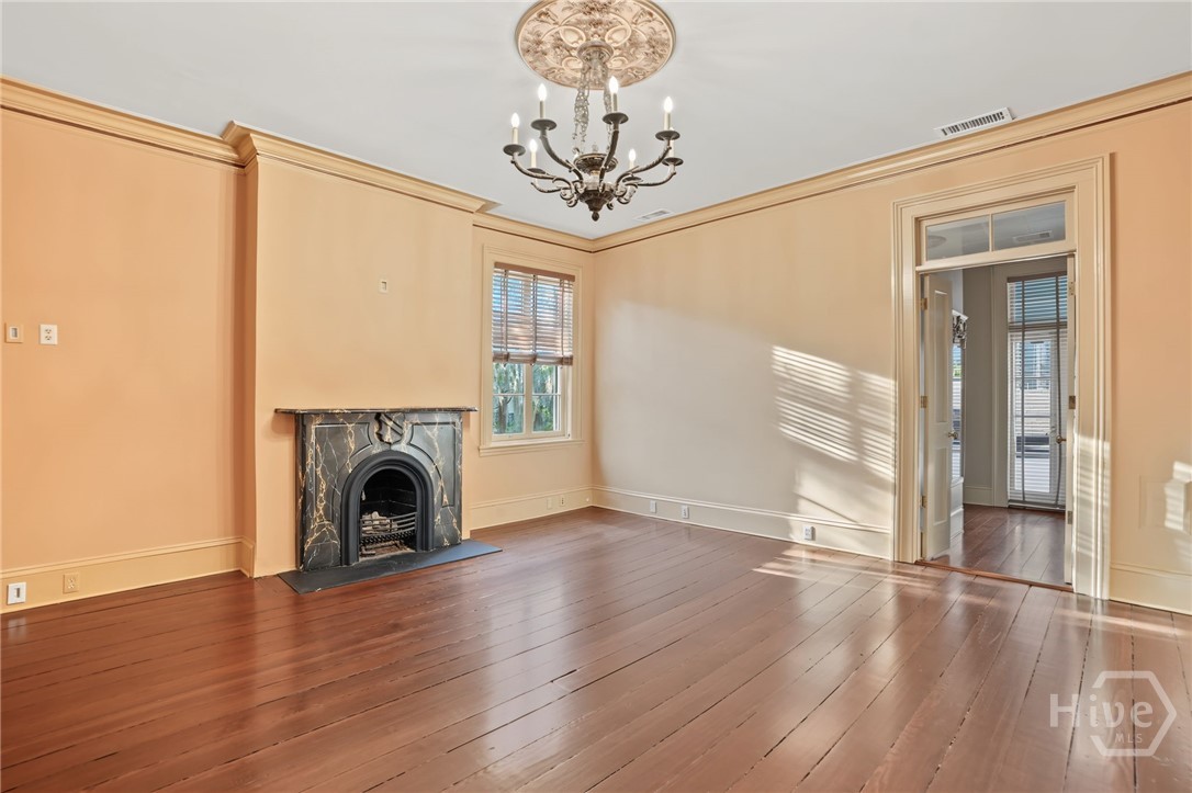 11 W Jones Street Property Photo 26