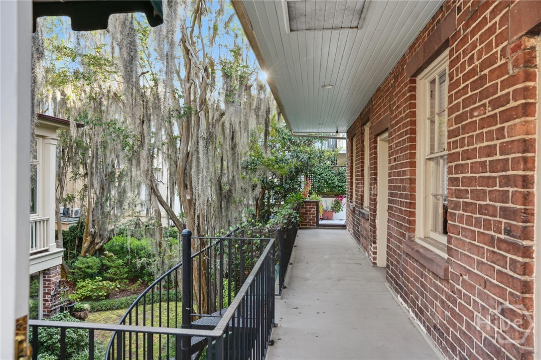 11 W Jones Street Property Photo 57