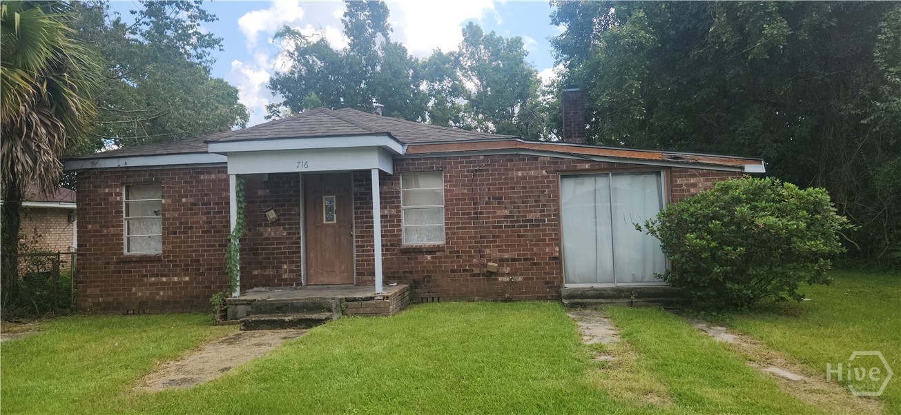 716 Tuten Avenue Property Photo 1
