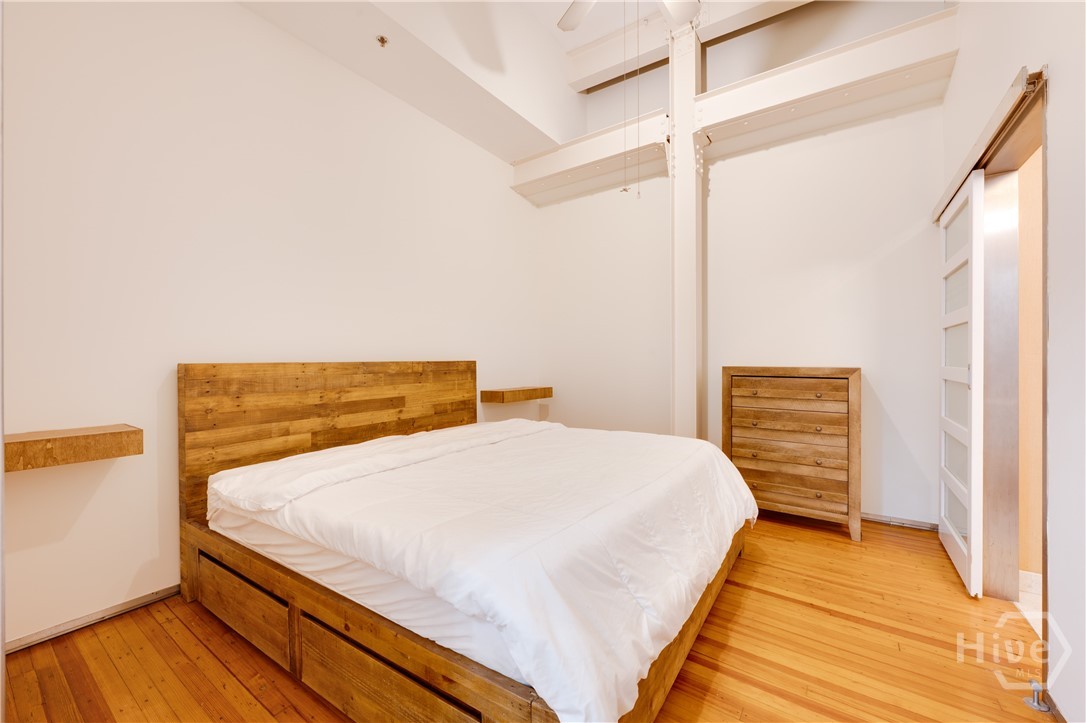122 W Broughton Street 305 Property Photo 6
