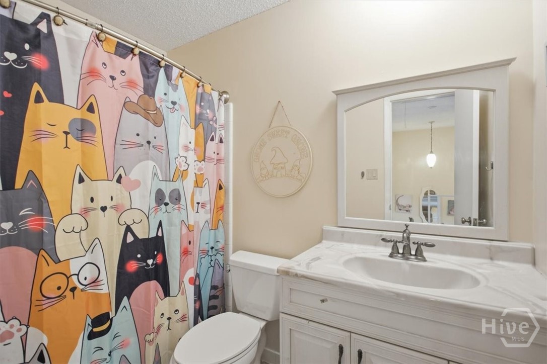 455 Mall Boulevard 76 Property Photo 16