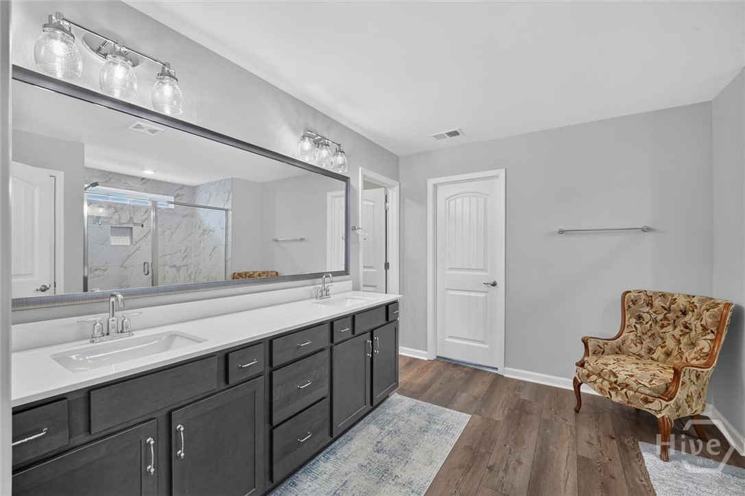 150 Champlain Drive Property Photo 32