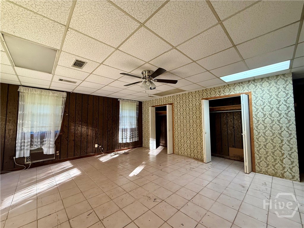 910 W Ogeechee Street Property Photo 9