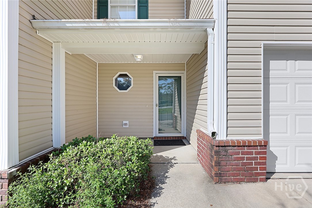 1014 E Towne Park Drive Property Photo 2