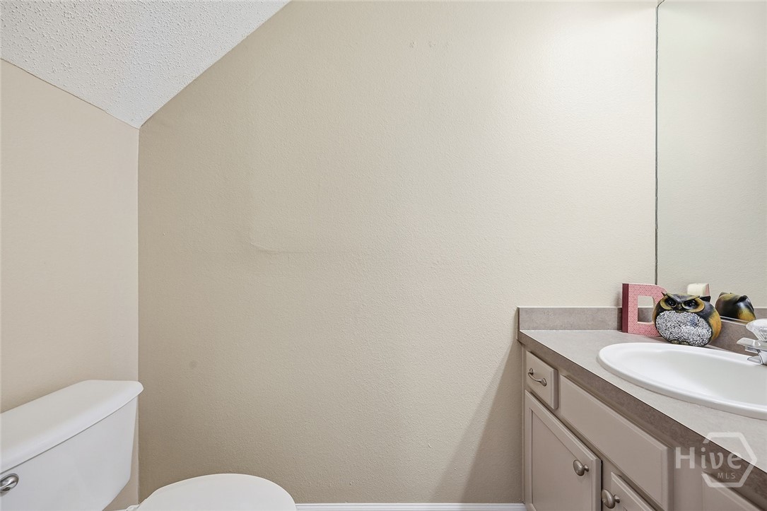 1014 E Towne Park Drive Property Photo 5