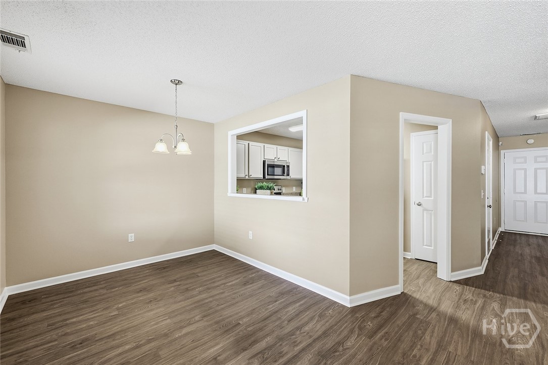 1014 E Towne Park Drive Property Photo 12