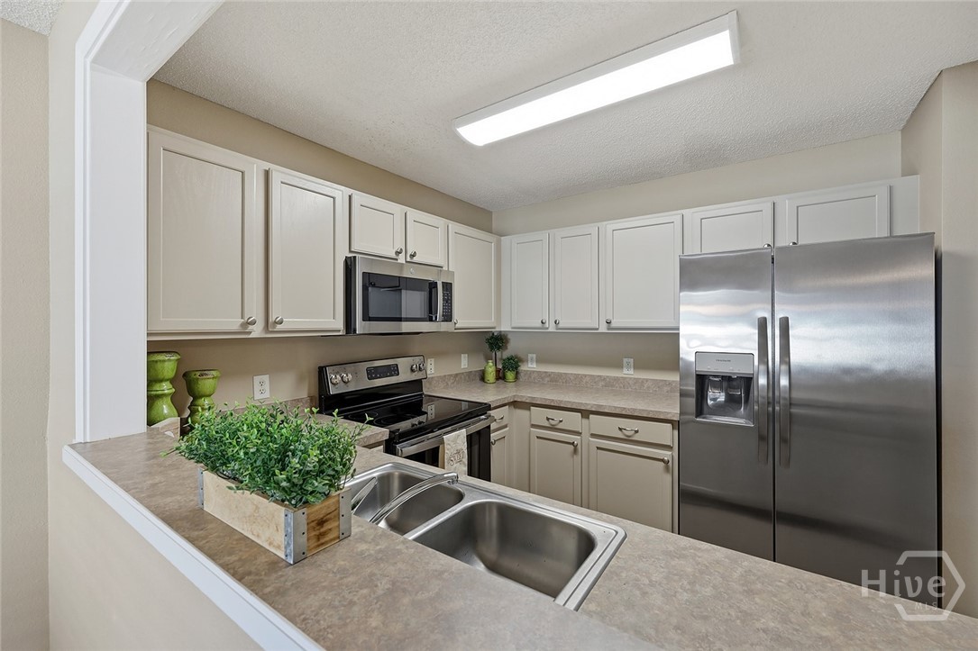 1014 E Towne Park Drive Property Photo 15