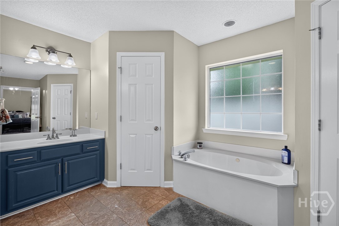 101 Laurens Lane Property Photo 19