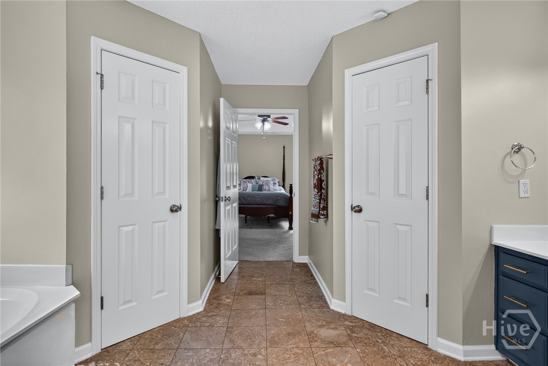 101 Laurens Lane Property Photo 21
