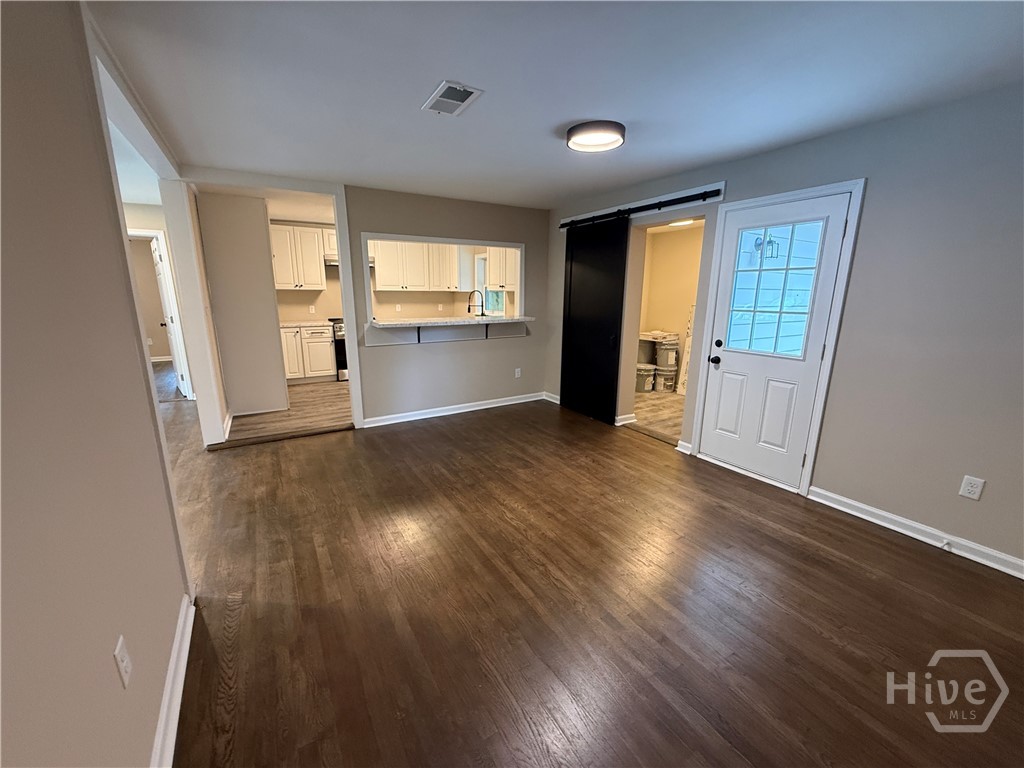 2406 Bon Air Drive Property Photo 6
